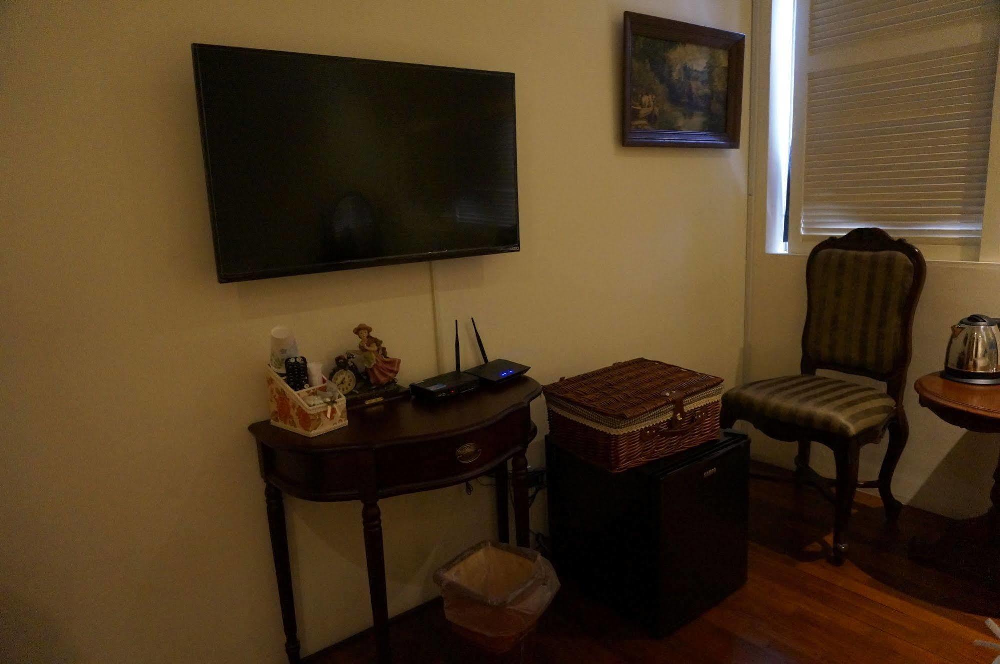 Amanda Home Stay Tainan Extérieur photo
