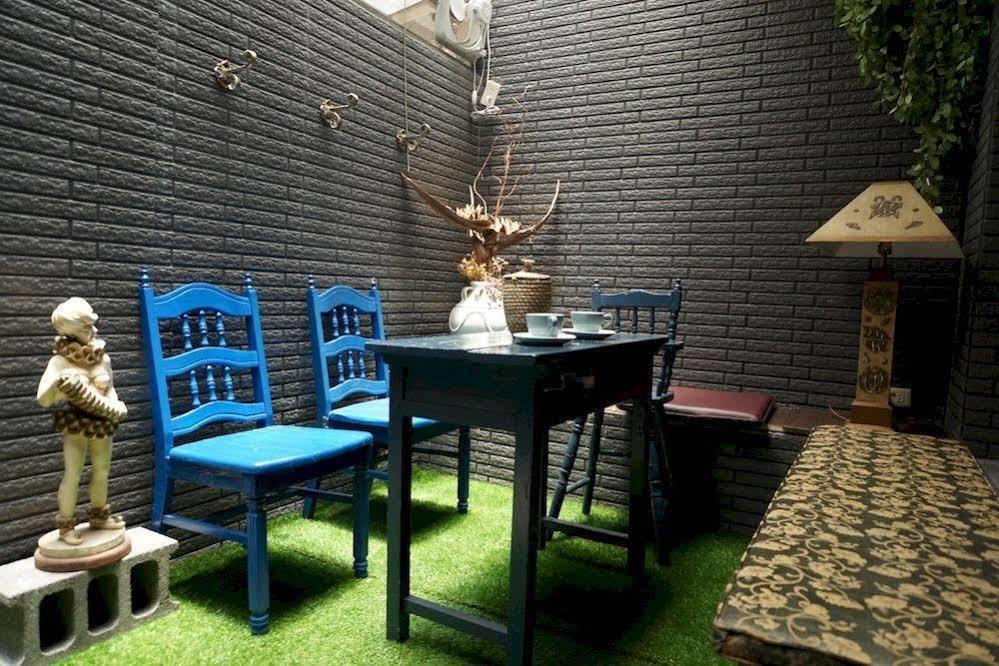 Amanda Home Stay Tainan Extérieur photo